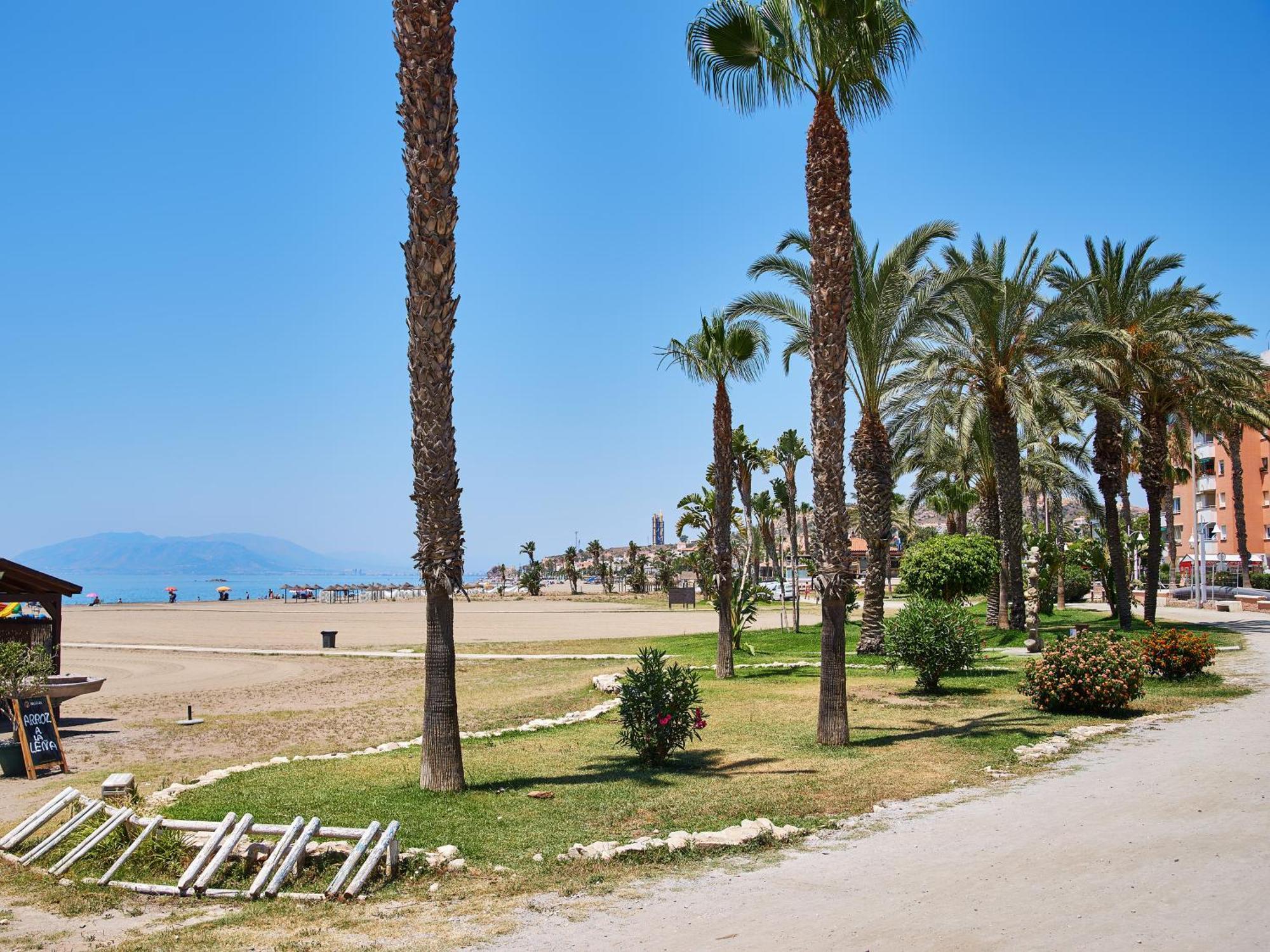 Apartament Lovely With Seaview 700m From The *