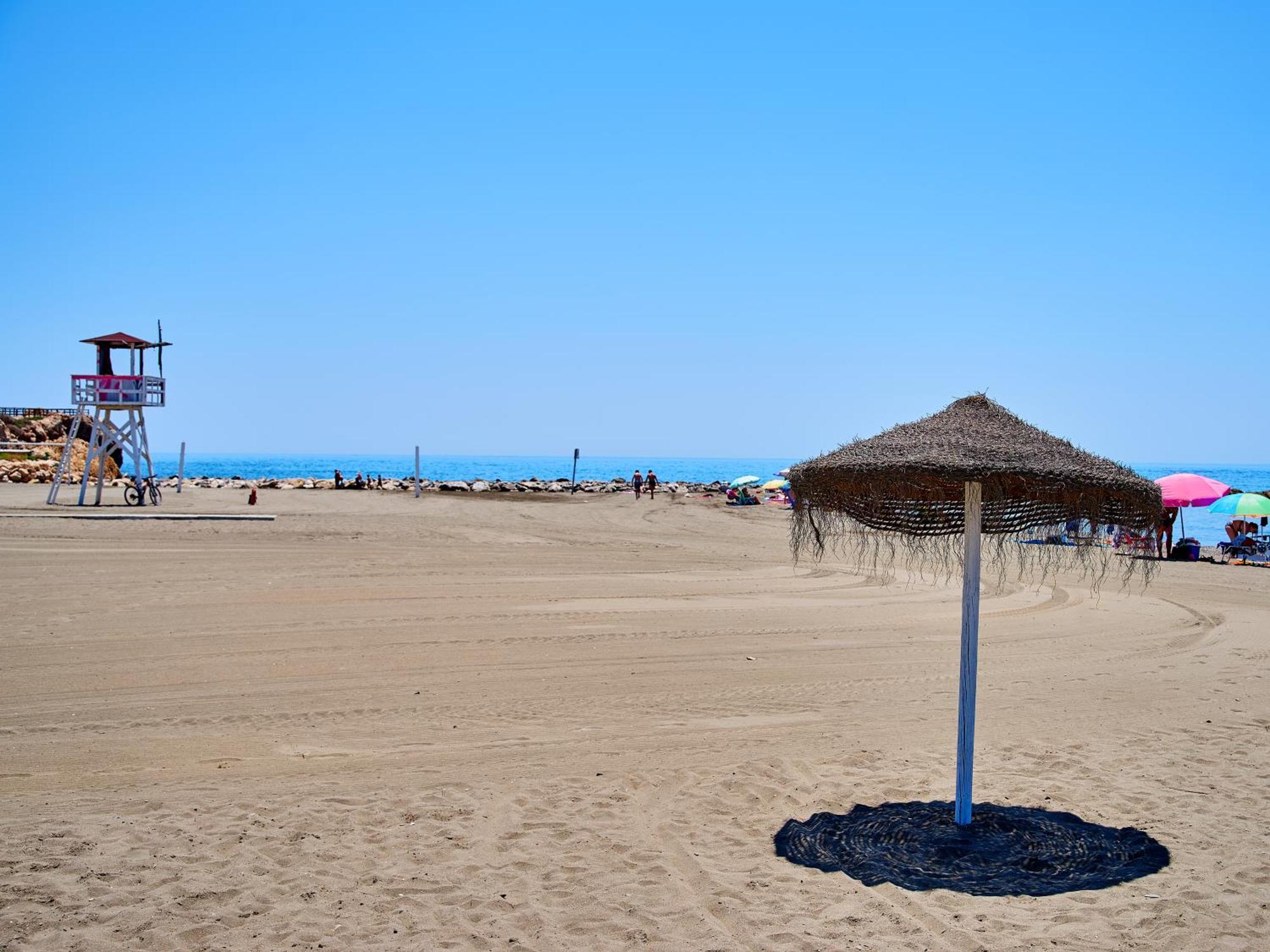 Lovely With Seaview 700m From The