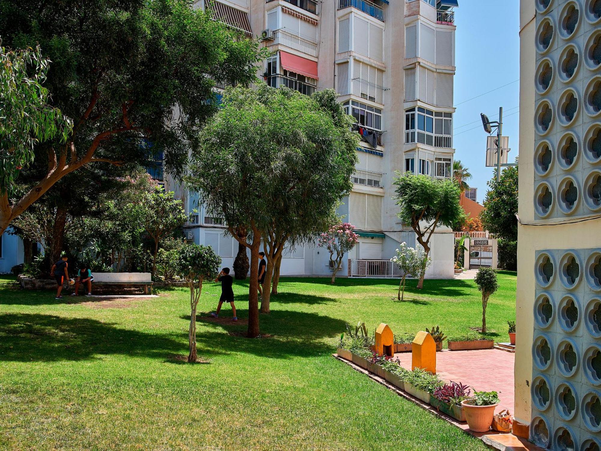 Apartment Lovely With Seaview 700m From The *