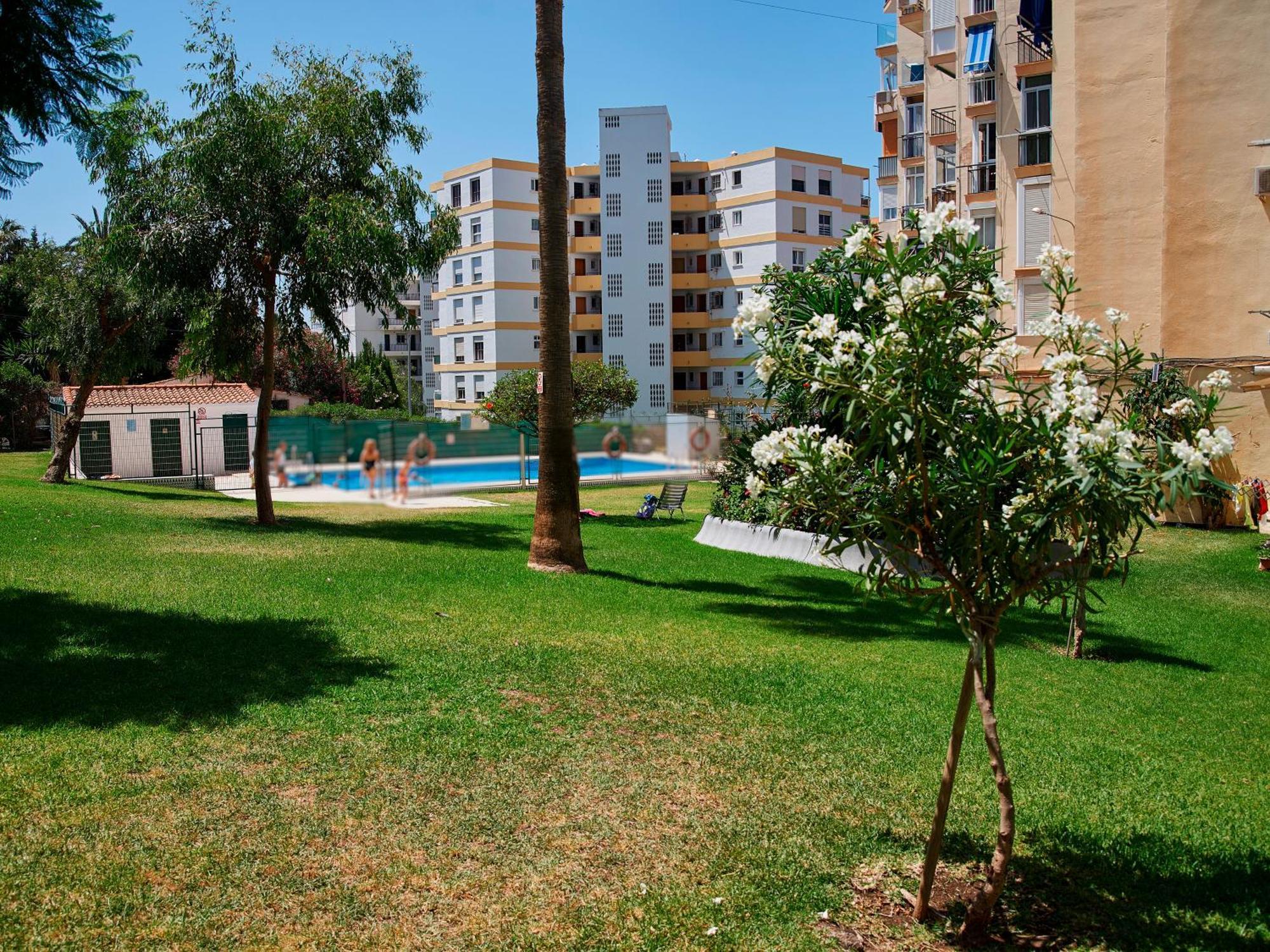 Lovely With Seaview 700m From The Apartment